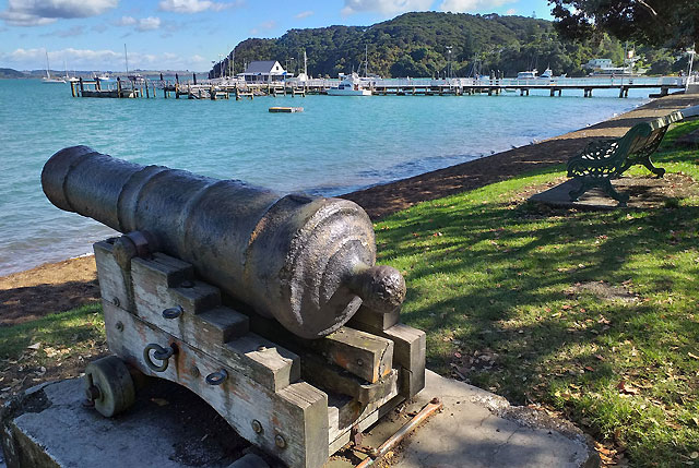 Beauty & Bounty of the Bay of the Islands